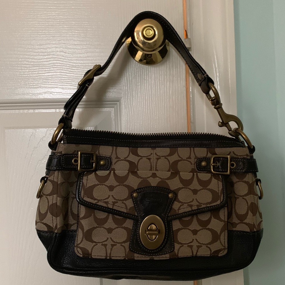 Coach khaki/black shoulder bag